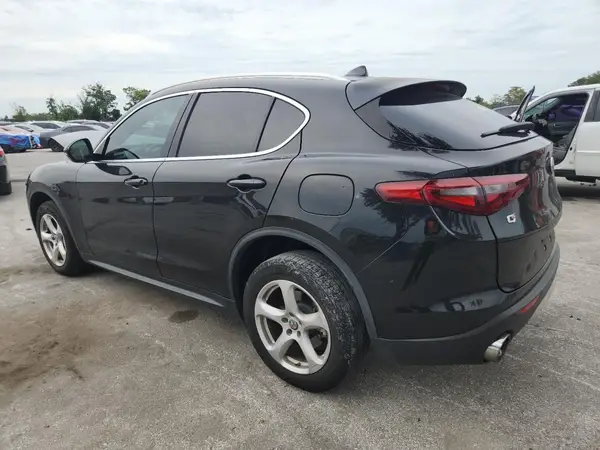 ZASFAKAN4J7B88700 2018 ALFA ROMEO STELVIO - Image 2