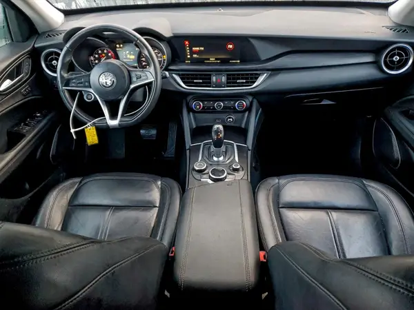 ZASFAKAN5J7B67726 2018 ALFA ROMEO STELVIO - Image 8