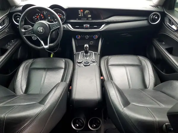 ZASFAKAN5J7B77026 2018 ALFA ROMEO STELVIO - Image 8