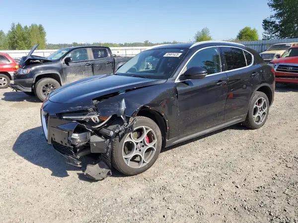 ZASFAKAN5J7B79200 2018 ALFA ROMEO STELVIO - Image 1