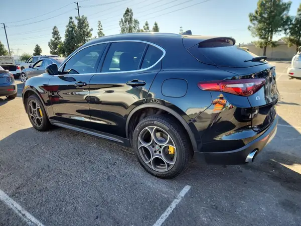 ZASFAKAN5J7B79441 2018 ALFA ROMEO STELVIO - Image 2