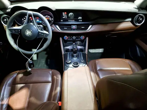 ZASFAKAN5J7B94604 2018 ALFA ROMEO STELVIO - Image 8