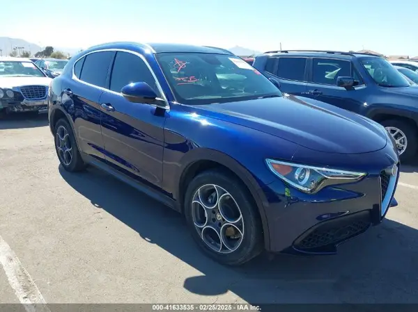 ZASFAKAN6J7B62910 2018 ALFA ROMEO STELVIO - Image 1
