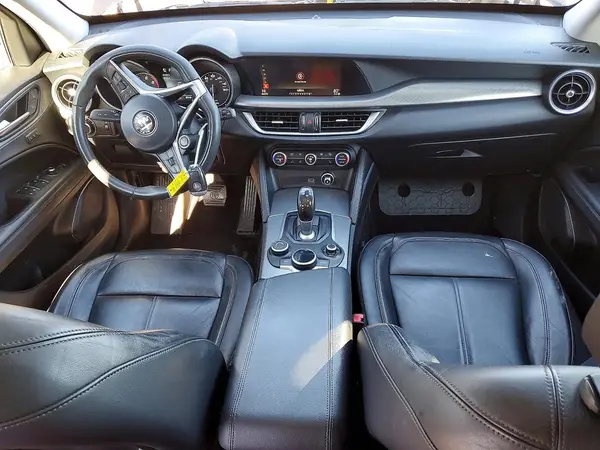 ZASFAKAN6J7B67959 2018 ALFA ROMEO STELVIO - Image 8