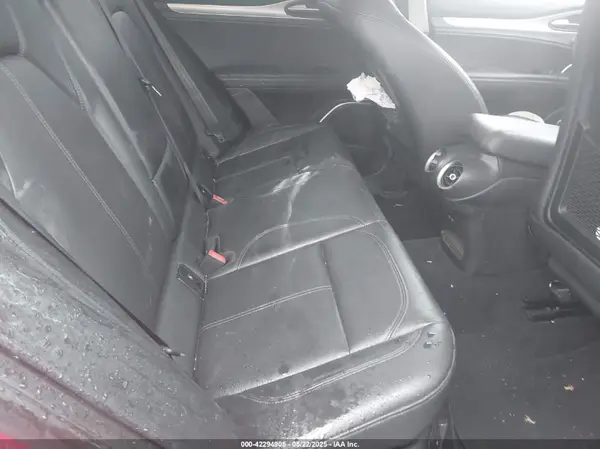 ZASFAKAN6J7B69811 2018 ALFA ROMEO STELVIO - Image 8