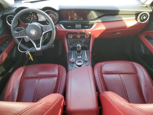 ZASFAKAN6J7B74314 2018 ALFA ROMEO STELVIO - Image 8