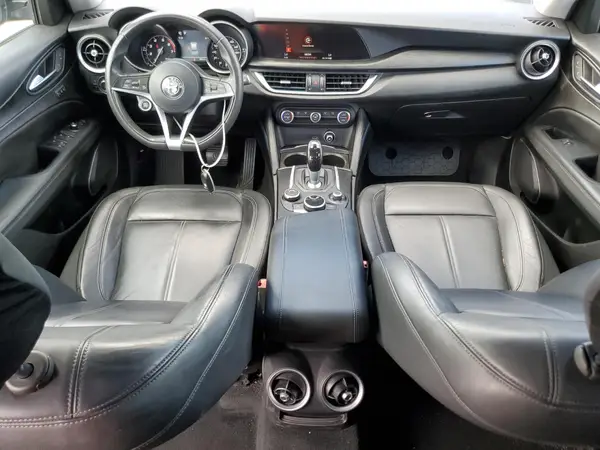 ZASFAKAN6J7B86057 2018 ALFA ROMEO STELVIO - Image 8