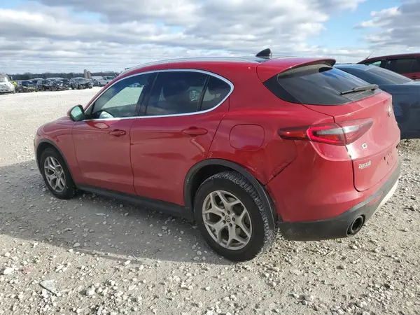 ZASFAKAN6J7C26458 2018 ALFA ROMEO STELVIO - Image 2