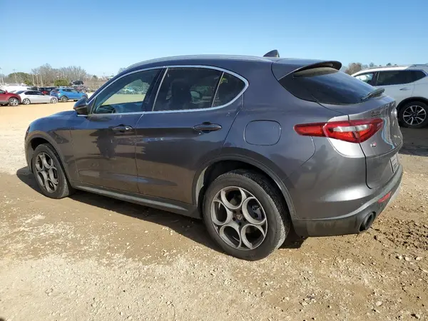 ZASFAKAN7J7B59515 2018 ALFA ROMEO STELVIO - Image 2
