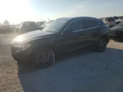 ZASFAKAN7J7B61703 2018 ALFA ROMEO STELVIO