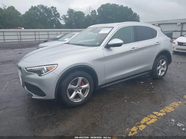 ZASFAKAN7J7B69008 2018 ALFA ROMEO STELVIO - Image 2