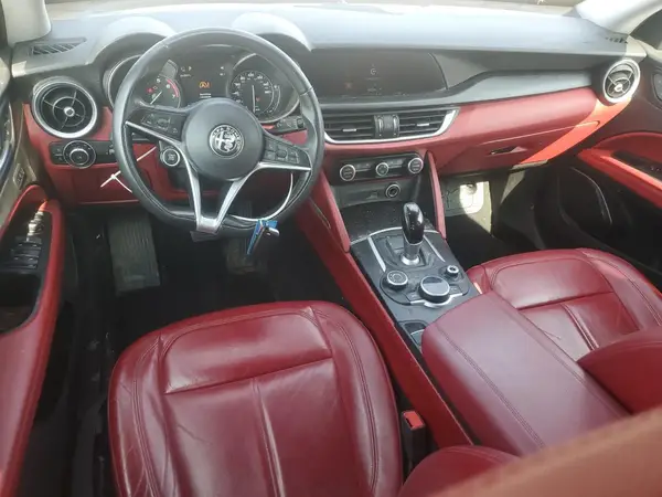 ZASFAKAN7J7B82227 2018 ALFA ROMEO STELVIO - Image 8
