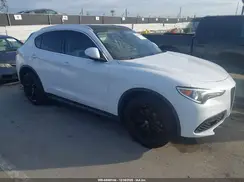 ZASFAKAN7J7B83586 2018 ALFA ROMEO STELVIO