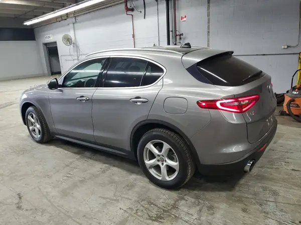 ZASFAKAN7J7C01195 2018 ALFA ROMEO STELVIO - Image 2