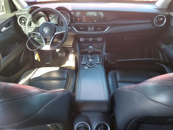 ZASFAKAN8J7B80731 2018 ALFA ROMEO STELVIO - Image 8