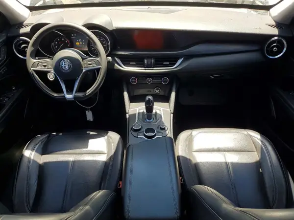 ZASFAKAN8J7C24310 2018 ALFA ROMEO STELVIO - Image 8