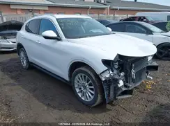 ZASFAKAN9J7B69673 2018 ALFA ROMEO STELVIO
