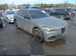 ZASFAKAN9J7B78261 2018 ALFA ROMEO STELVIO