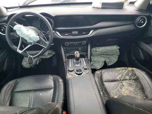 ZASFAKAN9J7B78339 2018 ALFA ROMEO STELVIO - Image 8