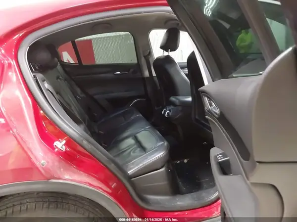 ZASFAKAN9J7B80026 2018 ALFA ROMEO STELVIO - Image 8