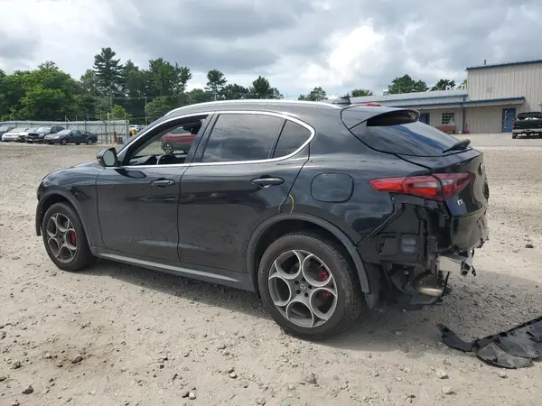 ZASFAKAN9J7B81029 2018 ALFA ROMEO STELVIO - Image 2