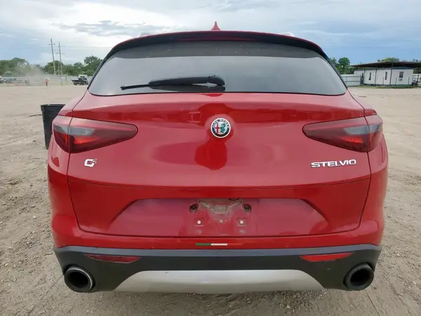 ZASFAKAN9J7B86392 2018 ALFA ROMEO STELVIO - Image 8