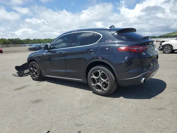 ZASFAKAN9J7B98154 2018 ALFA ROMEO STELVIO - Image 2