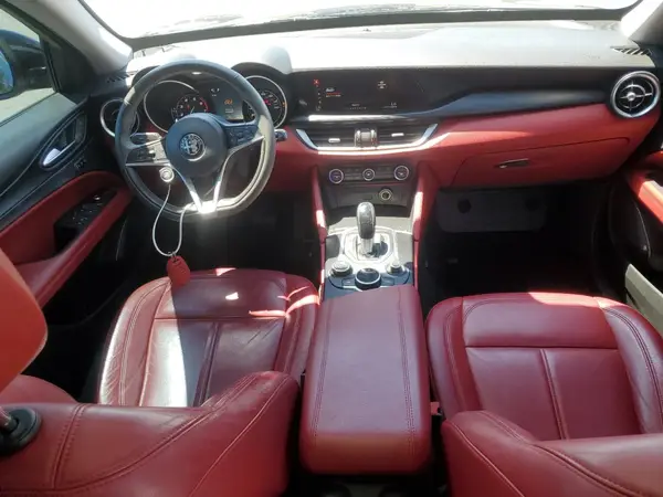 ZASFAKAN9J7B98154 2018 ALFA ROMEO STELVIO - Image 8