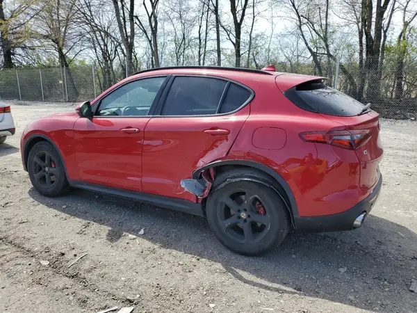 ZASFAKAN9J7C20041 2018 ALFA ROMEO STELVIO - Image 2