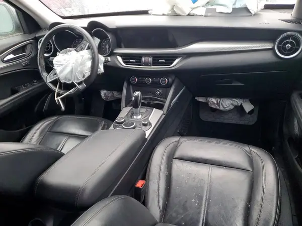 ZASFAKANXJ7B61954 2018 ALFA ROMEO STELVIO - Image 8