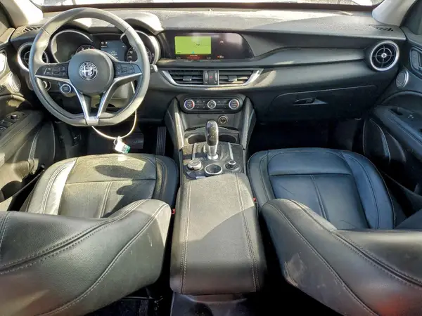 ZASFAKANXJ7B67303 2018 ALFA ROMEO STELVIO - Image 8