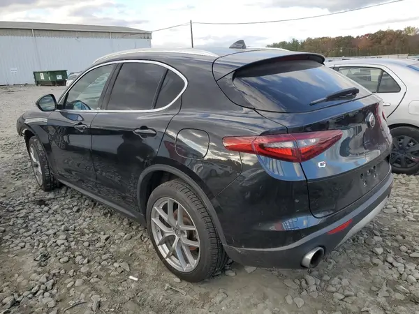 ZASFAKANXJ7B71528 2018 ALFA ROMEO STELVIO - Image 2