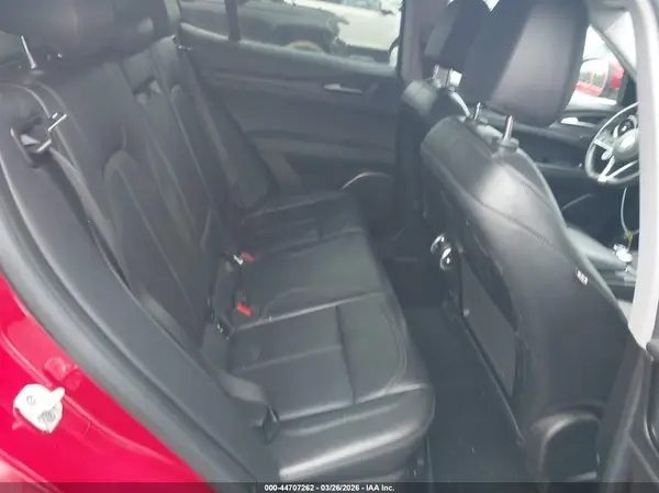 ZASFAKANXJ7B73098 2018 ALFA ROMEO STELVIO - Image 8