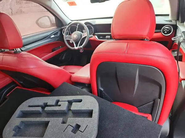 ZASFAKANXJ7B73781 2018 ALFA ROMEO STELVIO - Image 8