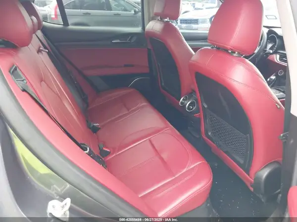 ZASFAKANXJ7B74929 2018 ALFA ROMEO STELVIO - Image 8