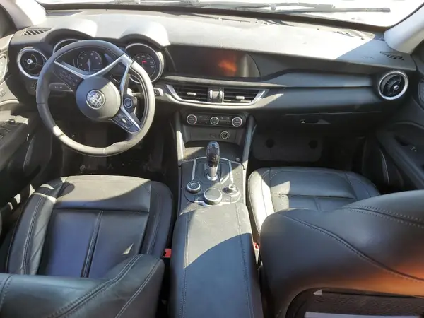 ZASFAKANXJ7B82786 2018 ALFA ROMEO STELVIO - Image 8