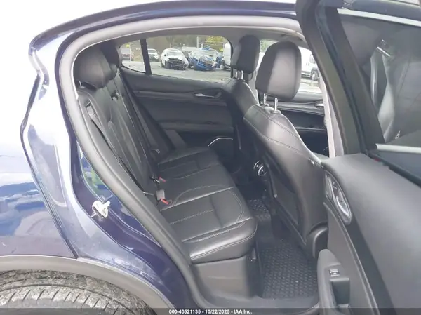 ZASFAKANXJ7B83291 2018 ALFA ROMEO STELVIO - Image 8