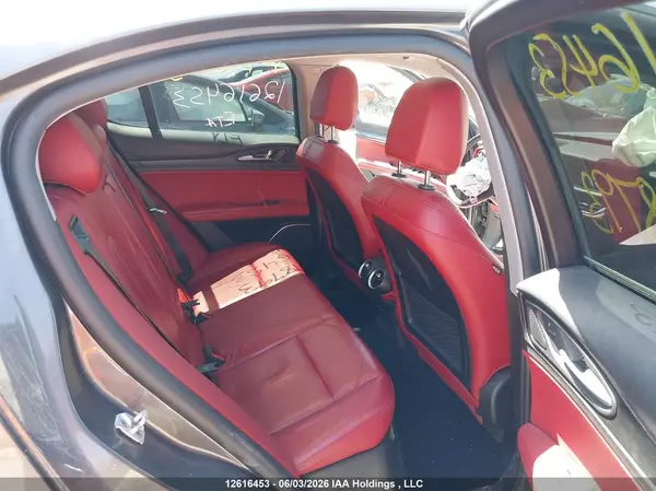ZASFAKANXJ7B98793 2018 ALFA ROMEO STELVIO - Image 8