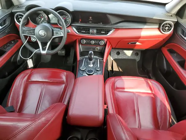 ZASFAKANXJ7C01630 2018 ALFA ROMEO STELVIO - Image 8