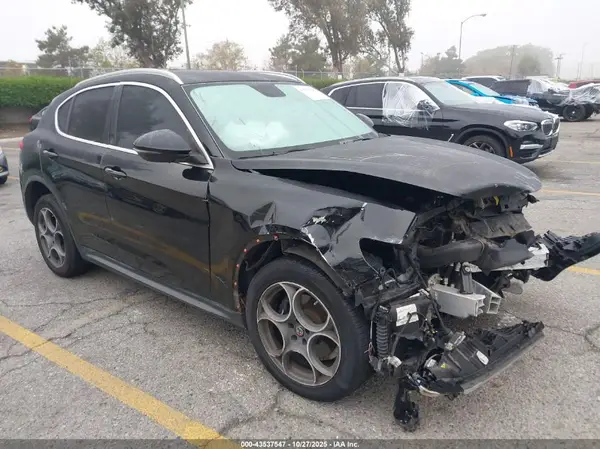 ZASFAKBN0J7B72184 2018 ALFA ROMEO STELVIO