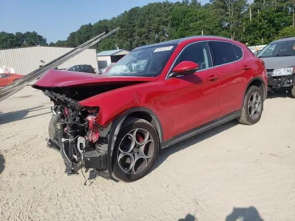 ZASFAKBN0J7B73464 2018 ALFA ROMEO STELVIO - Image 1