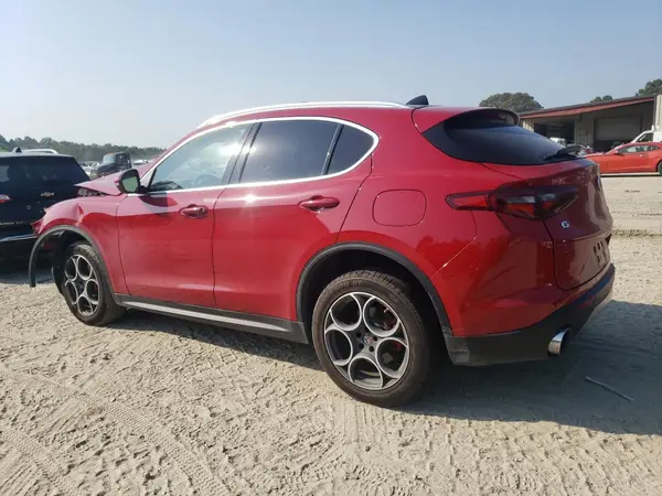ZASFAKBN0J7B73464 2018 ALFA ROMEO STELVIO - Image 2