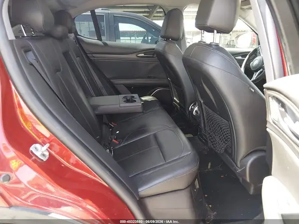 ZASFAKBN0J7B86733 2018 ALFA ROMEO STELVIO - Image 8