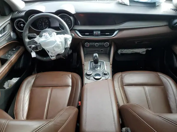 ZASFAKBN0J7B94007 2018 ALFA ROMEO STELVIO - Image 8