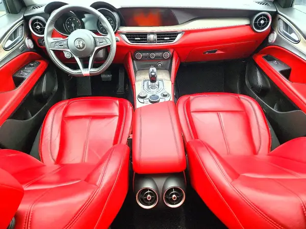 ZASFAKBN0J7B97991 2018 ALFA ROMEO STELVIO - Image 8