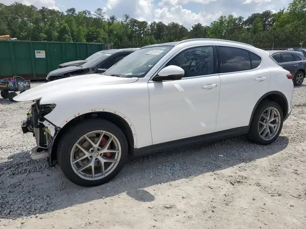 ZASFAKBN0J7C14806 2018 ALFA ROMEO STELVIO - Image 1