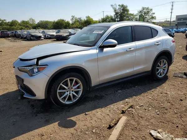 ZASFAKBN0J7C21979 2018 ALFA ROMEO STELVIO