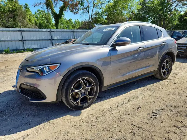 ZASFAKBN1J7B66863 2018 ALFA ROMEO STELVIO - Image 1