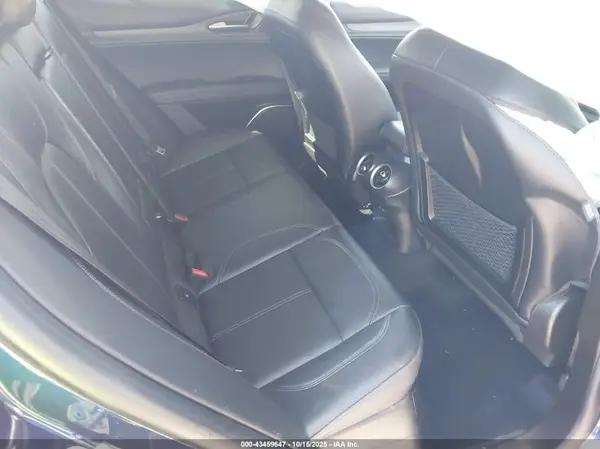 ZASFAKBN2J7B60456 2018 ALFA ROMEO STELVIO - Image 8