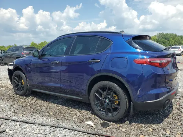 ZASFAKBN2J7B67634 2018 ALFA ROMEO STELVIO - Image 2